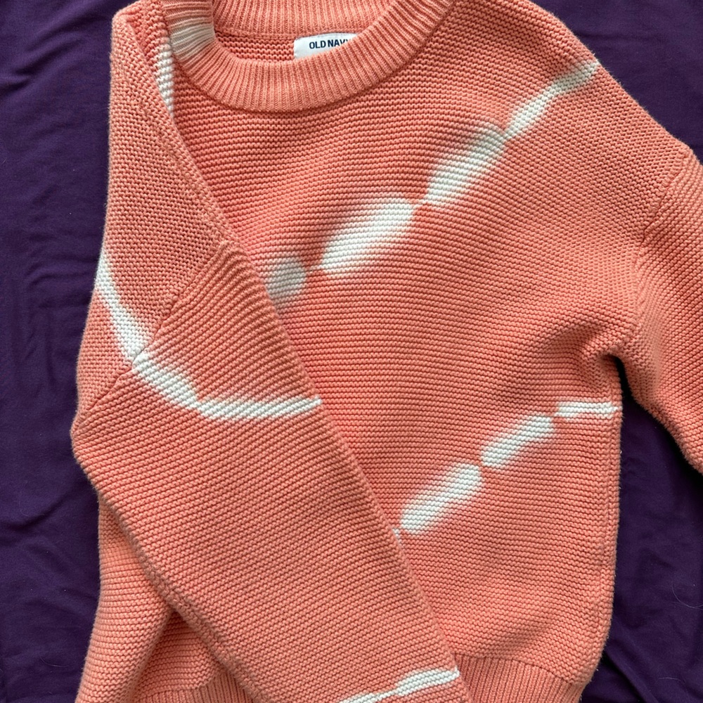 Old navy sweater